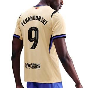 Camiseta Nike 2a FCB Lewandowski 25 26 Dri-Fit Stadium UCL - Camiseta de la segunda equipación Nike de Lewandowski del FC Barcelona para la Champions League 2025 2026 - beige