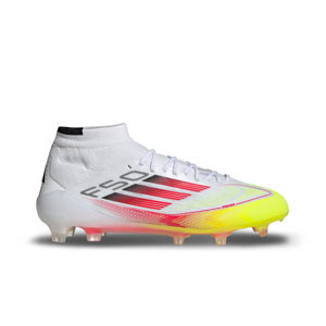 adidas F50 Elite Mid FG W - Botas de fútbol para mujer con tobillera adidas FG para césped natural o artificial de última generación - blancas